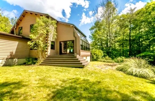 Corning Cabin | Luxurious country retreat for a family, couple or professional group!