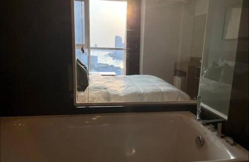 Yan Nawa Apartment | Luxurious Downtown River View chao phraya river