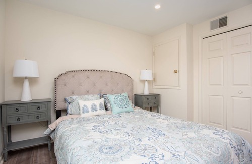 Harrisburg House | Luxurious Home Away at Berkstone