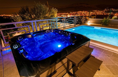 Mejasi House | Luxurious home in Split with sauna