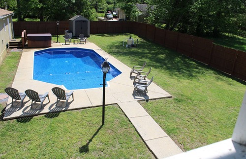 Durham House | Luxurious Home w/Shared Backyard Pool & Spa