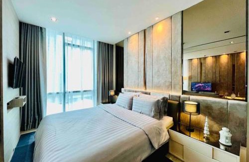 Khlong Toei Nuea Apartment | Luxurious in Prime Area Bangkok (PickupService)