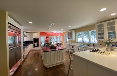 Belgrade House | Luxurious lakefront home with 750' of spectacular frontage on Great Pond