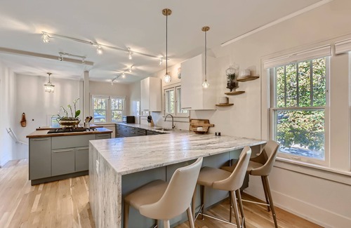 Congress Park House | Luxurious living at the newly renovated private Monroe Bungalow, Central Denver,