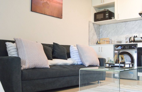 Umhlanga Apartment | Luxurious Millennial, umhlanga Durban-one bedroom Apartment with a pool