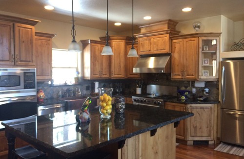 Duck Creek Village Cabin | Luxurious Mountain Home