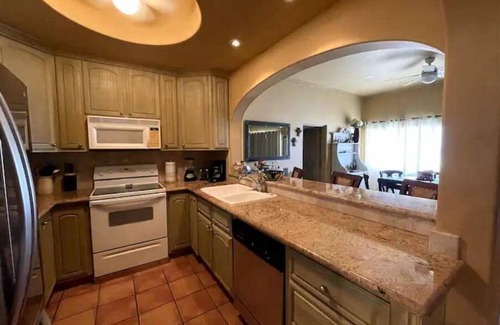 Zona Hotelera Condo | Luxurious oceanfront apartment LMB2