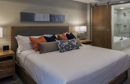 Peak 8 Resort | Luxurious ski-in/ski-out accommodations in Breckenridge, Colorado