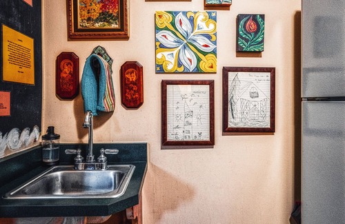 Nevada City Cottage | Luxurious Victorian Cottage in Historic Gold Country Town