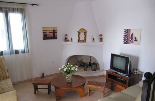 Alonissos Villa | Luxurious Villa Anemologio with a private pool by the sea