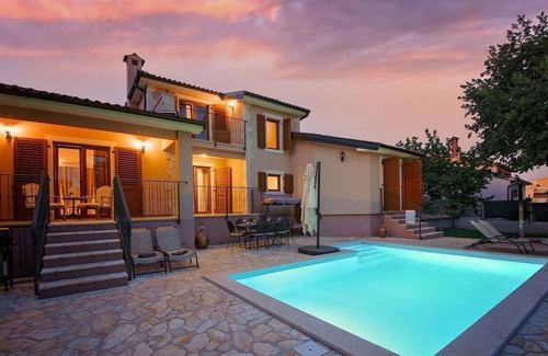Fuskulin Villa | Luxurious villa with swimming pool and whirlpool near Zelena laguna