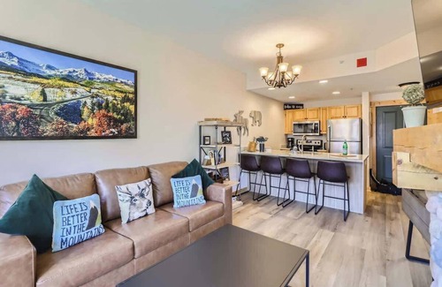 Copper Mountain Village Condo | Luxury 1 Bed-Center Village, Views, Steps to Lift