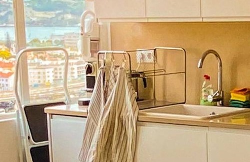 Falca Apartment | Luxury 1 Bedroom Unit w. Stunning View