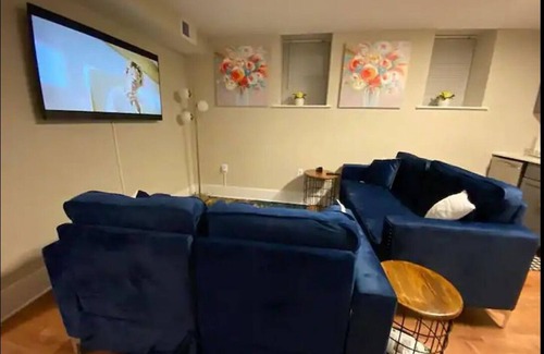 Forest Hills Apartment | Luxury 1-Bedroom with Rooftop Lounge and Gym Facility
