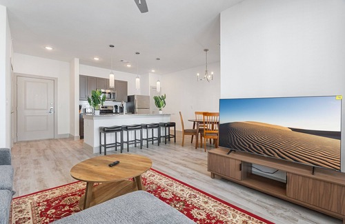Stony Ridge North Apartment | Luxury 1BD/1BA Near The Airport 3888
