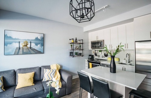 Innisfil Apartment | Luxury 1BD Condo @ All Season Waterfront Resort