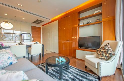 Sukhumvit Apartment | Luxury 1Bed 1Bath 300m BTS Phrom Phong, Emporium EmSphere EmQuartier