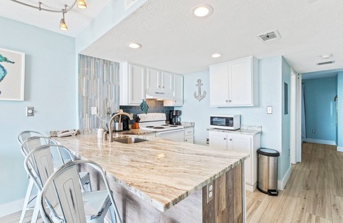 Gulf Shores Apartment | Luxury 1BR | Beach Access | Pool Tennis Boat Friendly | 305A