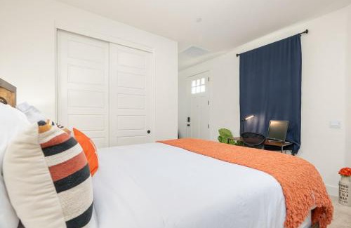Downtown Apartment | Luxury 1BR Suite Bakersfield California