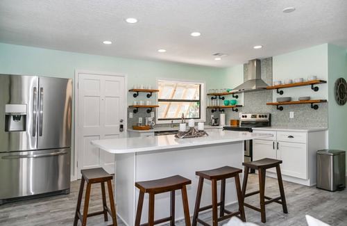 Port Canaveral House | Luxury 2/2, Steps to the beach