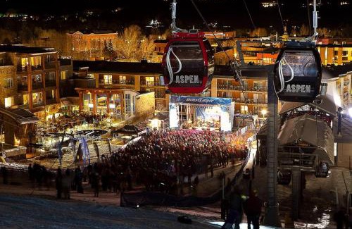 Aspen Hotel | Luxury 2 Bedroom Downtown Aspen Vacation Rental With Access To A Heated Pool, Hot Tubs, Game Room And Spa