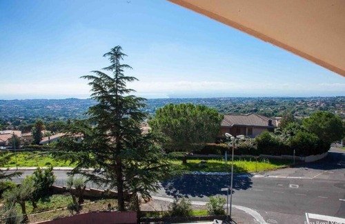Trecastagni Apartment | Luxury 2 Bedroom Sea View Apartment