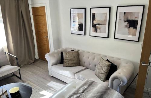 Salford House | Luxury 2-BR house AO arena & City & Old Trafford