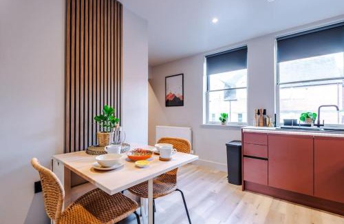 Chester Apartment | Luxury 2B City Centre Apartment with Private Parking