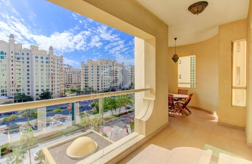 Palm Jumeirah Apartment | Luxury 2B Large Spacious Serviced Apartment at Royal Club Palm Jumeriah