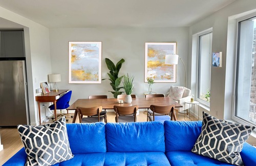 Hoboken Apartment | Luxury 2BR-2BA - 15 Minutes to NYC - Elevator - Rooftop - Gym - Lounge - Laundry