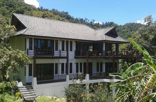 Ko Pha-ngan Villa | Luxury 3 Bed Villa 5 Min Walk to Beach, Now with 20% Discount from £60/day