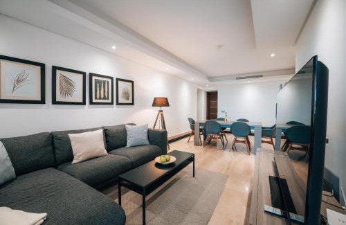 New Golden Mile Apartment | Luxury 3 Bedrooms, Private Heated Pool - EHHouse