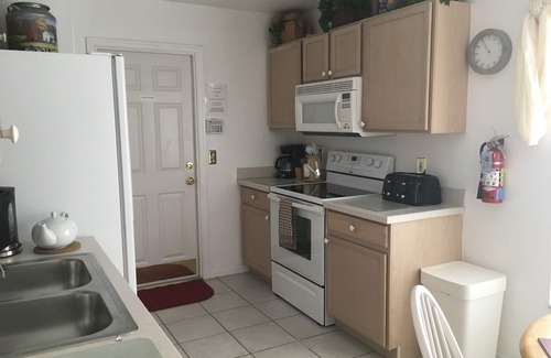 Indian Point Villa | Luxury 3 BR 2 BA Villa with Pool, Free Wi-Fi, Free USA calls, Free HDTV