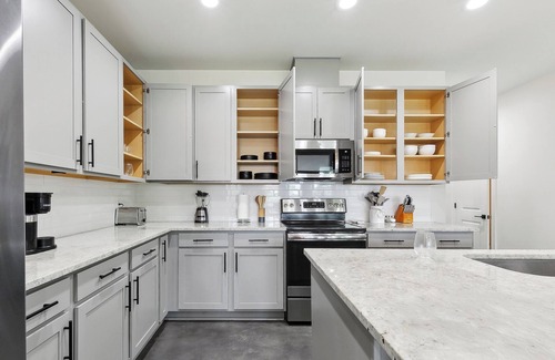 Braithwaite House | Luxury 3BR – Near LNG & NOLA