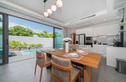 Choeng Thale Villa | Luxury 3BR Pool Villa Relaxation in BangTao Laguna