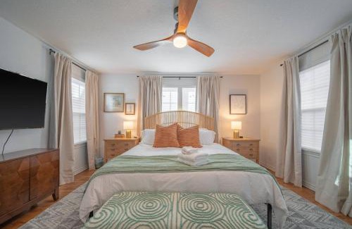 Central Oklahoma City House | Luxury 4 Bdr, Okc, Walk 2 Ou Med, 4 King Bed