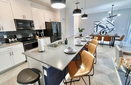 Davenport House | Luxury 4 Bedroom 3 bath pool Home 255