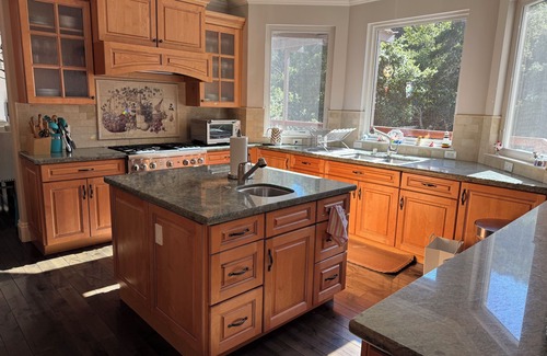 Lucas Valley-Marinwood House | Luxury 4 bedroom, 4 bathroom San Rafael Private Estate, serene & central