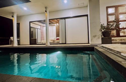 Nong Chaeng Villa | Luxury 4 bedroom 4 bathroom sea view bathtub pool villa in Bangpor Beach, Koh Samui, Thailand