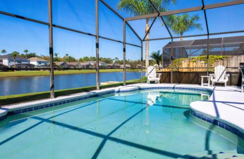 Lake Berkley Villa | Luxury 4 BR Home Lakeview Pool Arcade Room