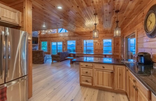 Waynesville Cabin | Luxury 4200 sqft Log Cabin on 50 Acres! Sleeps 16!
