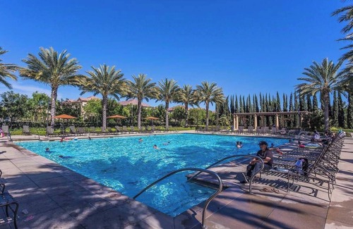 Cypress Village House | Luxury 5BR Irvine Gem｜Resort-Style Amenities｜Monthly Stays｜1st Floor BR # 6964