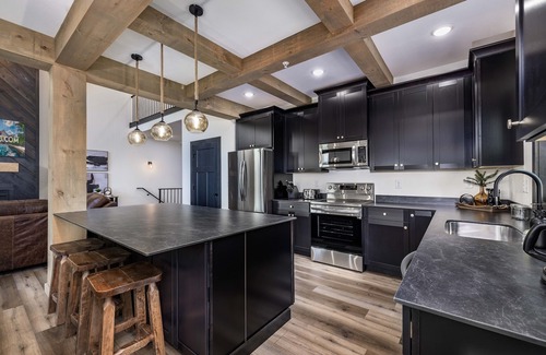 Kimberling City Villa | Luxury 5BR Lake Villa w/Dock, Slips, Pools & Gym | Serenity Shores