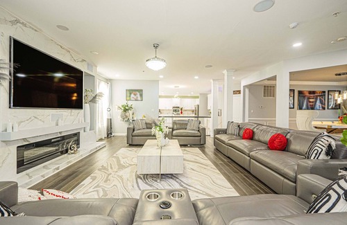 Montpelier House | Luxury 5Brooms 4,5Baths Home &Free parking Near DC