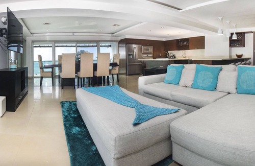 Cozumel Condo | Luxury 6th Floor Condo w/Large Wraparound Terrace