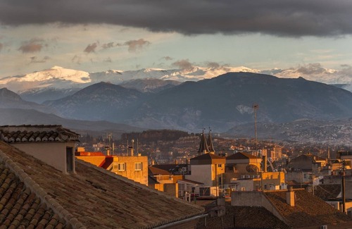 Granada City Center Apartment | Luxury Alhambra Penthouse Collection Aljibe