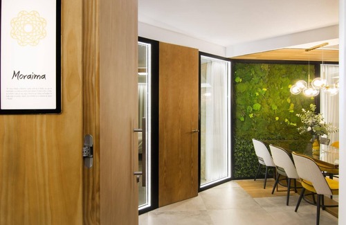 Granada City Center Apartment | Luxury Alhambra Penthouse Collection Morayma