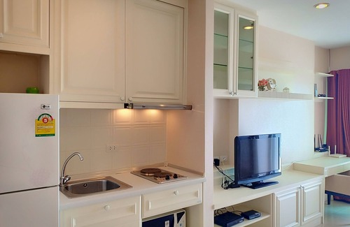 Bang Pakok Apartment | Luxury apartment with sky lounge on Chaopraya river view&Bangkok panorama view.