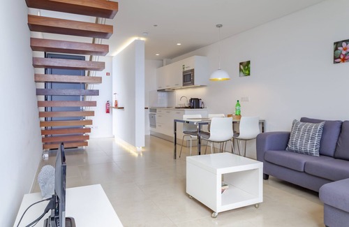 Arco da Calheta House | Luxury apartment, fantastic views, directly on the sea, pool, free Wi-Fi