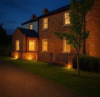 Yarm Apartment | Luxury Apartment in Yarm, surrounded by nature walks, and Yarm High Street, Famous Roseberry Topping